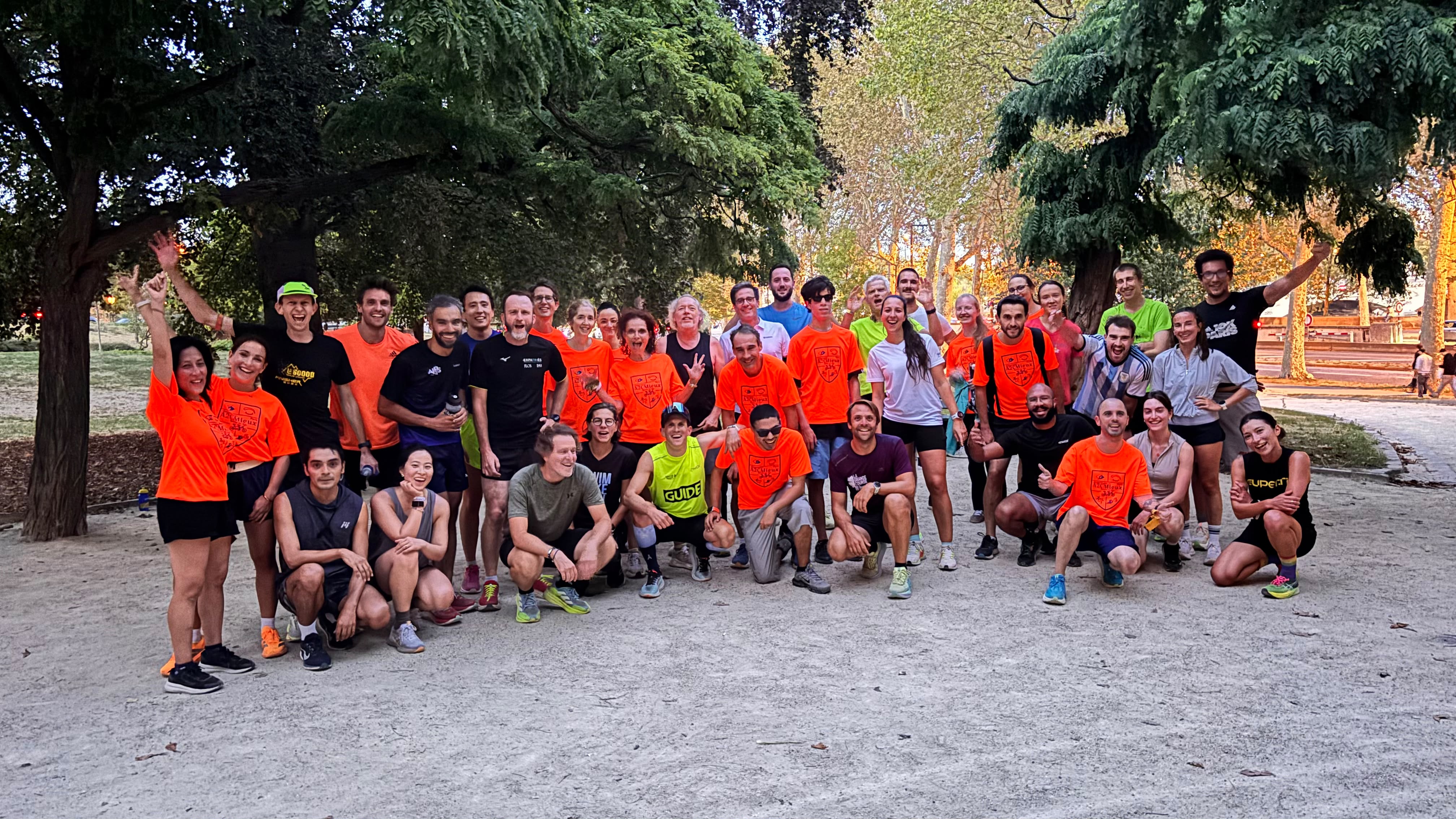 Grand groupe de membres A2CMieux réunis ensemble.